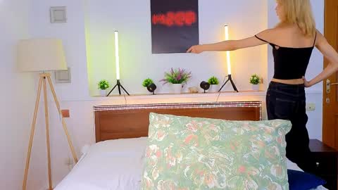 Ami online show from April 3, 7:26 am