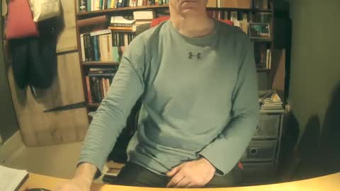 oldhairybastard online show from January 1, 8:13 am