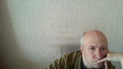 figaro online show from April 25, 10:06 am