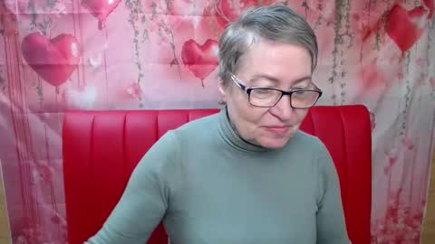 OlgaLuck online show from March 18, 6:30 am