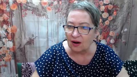 OlgaLuck online show from March 31, 5:52 am