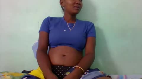 Snapshot of olgamariah203875 chatting on March 5, 7:38 am olgamariah203875 online show from March 5, 7:38 am