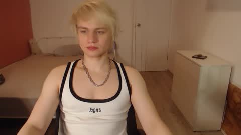 Oliver online show from February 9, 2:15 am