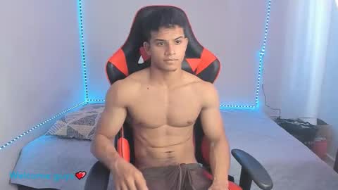 oliver thompsson online show from December 9, 7:29 pm