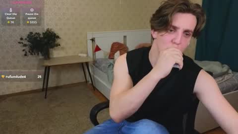 Oliver Evans online show from November 6, 12:24 am