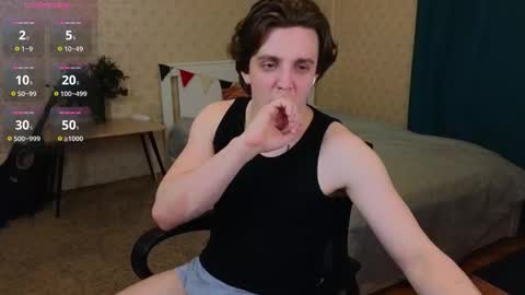 Oliver Evans online show from March 27, 3:23 am