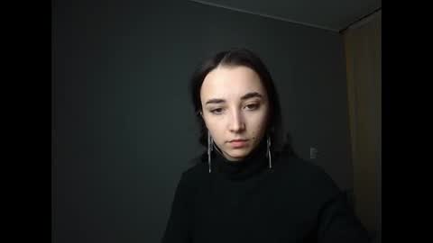 Snapshot of olivia_oliv chatting on February 17, 11:33 pm Olivia online show from February 17, 11:33 pm