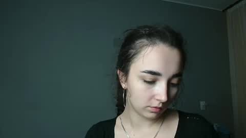 Olivia online show from December 4, 10:42 pm