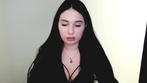 Olivia online show from March 17, 9:09 pm