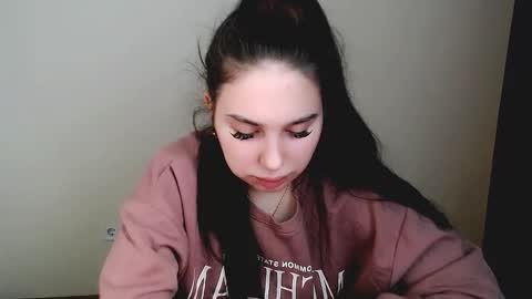 Olivia online show from February 23, 10:45 pm