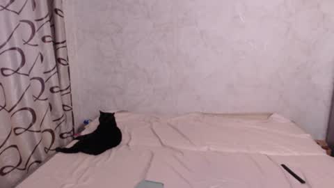 Olivia online show from June 17, 12:48 am