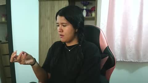 Olivia online show from November 7, 7:16 pm