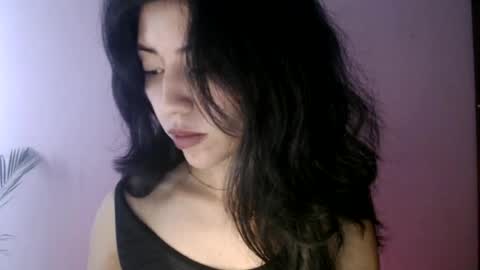 oliviaaa__ online show from July 1, 5:32 pm