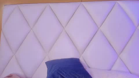 OLIVIA online show from February 16, 7:05 pm