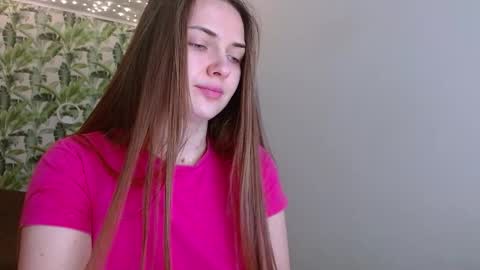 Olivia online show from December 19, 5:47 am