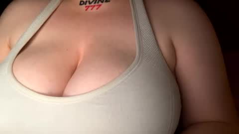 Olivia baby  online show from December 17, 6:58 pm