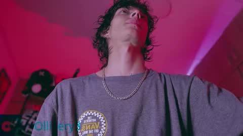     online show from November 17, 12:02 am