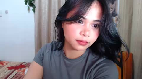 Snapshot of omariaennaid chatting on December 5, 2:26 am Angel online show from December 5, 2:26 am