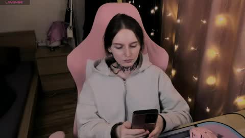 on_yxxx online show from April 3, 8:49 pm