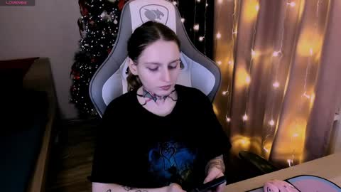 on_yxxx online show from January 5, 8:10 pm