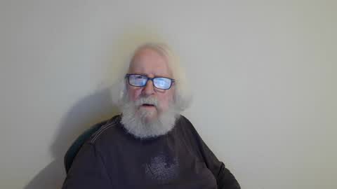 Somewhere over the rainbow online show from March 5, 8:53 pm