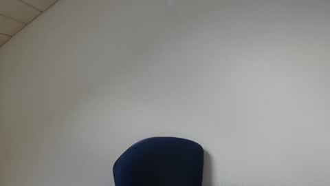 Somewhere over the rainbow online show from September 10, 1:56 pm