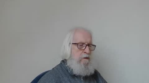 Somewhere over the rainbow online show from November 7, 8:39 am