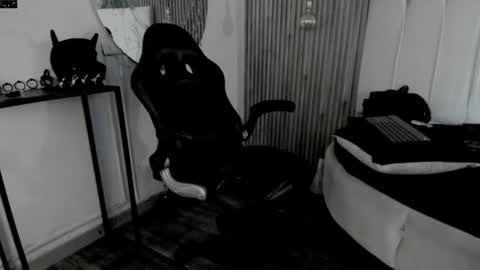     ... online show from May 19, 1:56 am