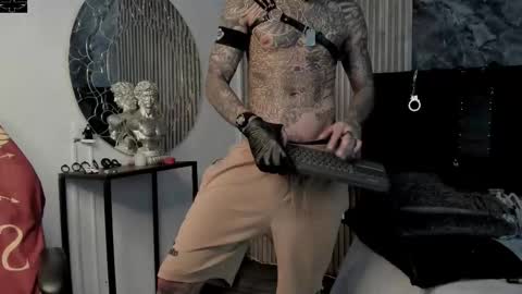     ... online show from October 5, 8:27 pm