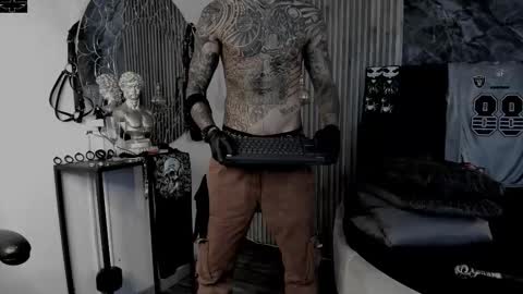     ... online show from October 23, 9:15 pm