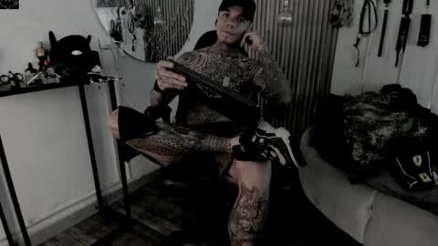     ... online show from April 16, 8:20 pm