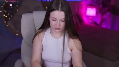 L A Y A online show from March 24, 7:25 am