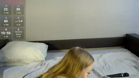 Alice online show from June 27, 2:01 pm