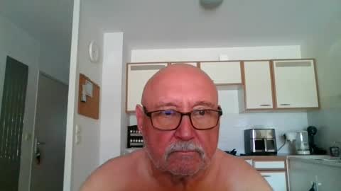 Onemoretimebis online show from August 7, 11:30 am