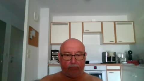 Onemoretimebis online show from July 29, 9:31 am