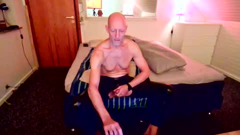 oneness1 online show from July 26, 11:02 pm