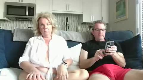 couple mature milf bigboobs curvy mommydaddy online show from January 18, 9:02 pm