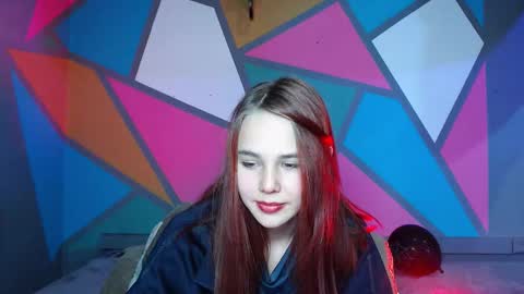 onessandra online show from November 14, 10:28 am