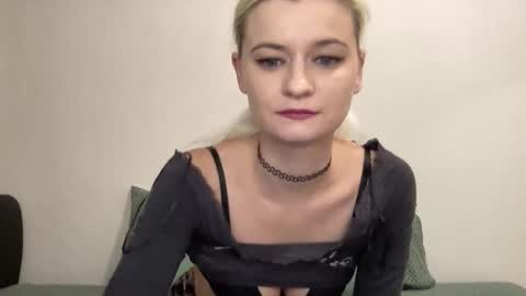 Onika online show from November 23, 12:52 am