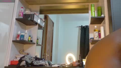 Bestie online show from February 2, 11:06 am