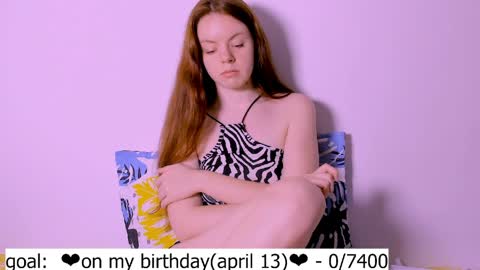 only_sarah1 online show from April 6, 11:06 pm