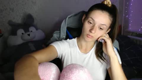 Amalia online show from October 15, 5:36 pm