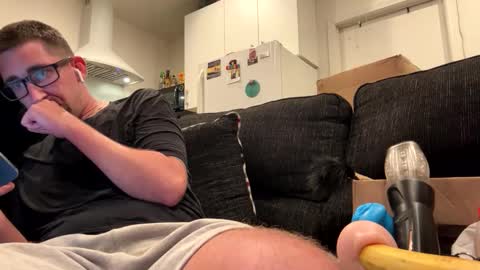 Snapshot of onthecumup69 chatting on October 21, 11:04 am onthecumup69 online show from October 21, 11:04 am