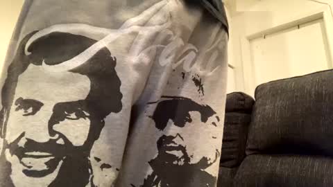 Snapshot of onthecumup69 chatting on March 9, 8:51 am onthecumup69 online show from March 9, 8:51 am