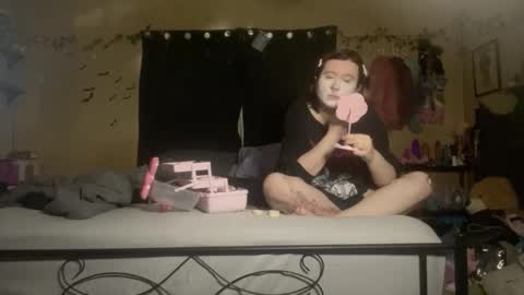 Snapshot of onyx_the_pupstar chatting on October 18, 9:08 pm Onyx online show from October 18, 9:08 pm
