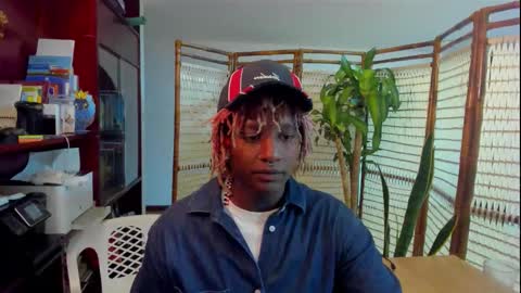 onyxart online show from April 27, 10:51 pm