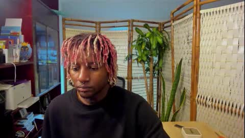 onyxart online show from April 18, 12:12 am