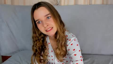 onyxvespera online show from April 14, 7:00 am