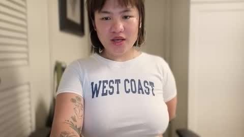 Miss Girly online show from February 11, 8:07 am