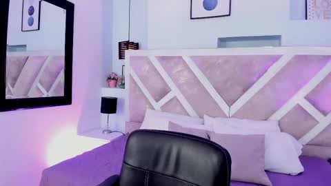 Miss Guzman  online show from May 26, 3:45 am